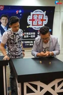 《全民一起来》深度测评：这到底是一档社交综艺，还是都市里的末世疗愈现场？
